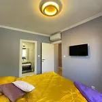 Lux Nanea * Krk Town